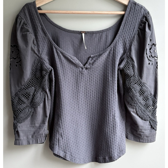 FREE PEOPLE Floral Lace Embroidered Brunch Date Top Gray Romantic Crochet S - Picture 4 of 14